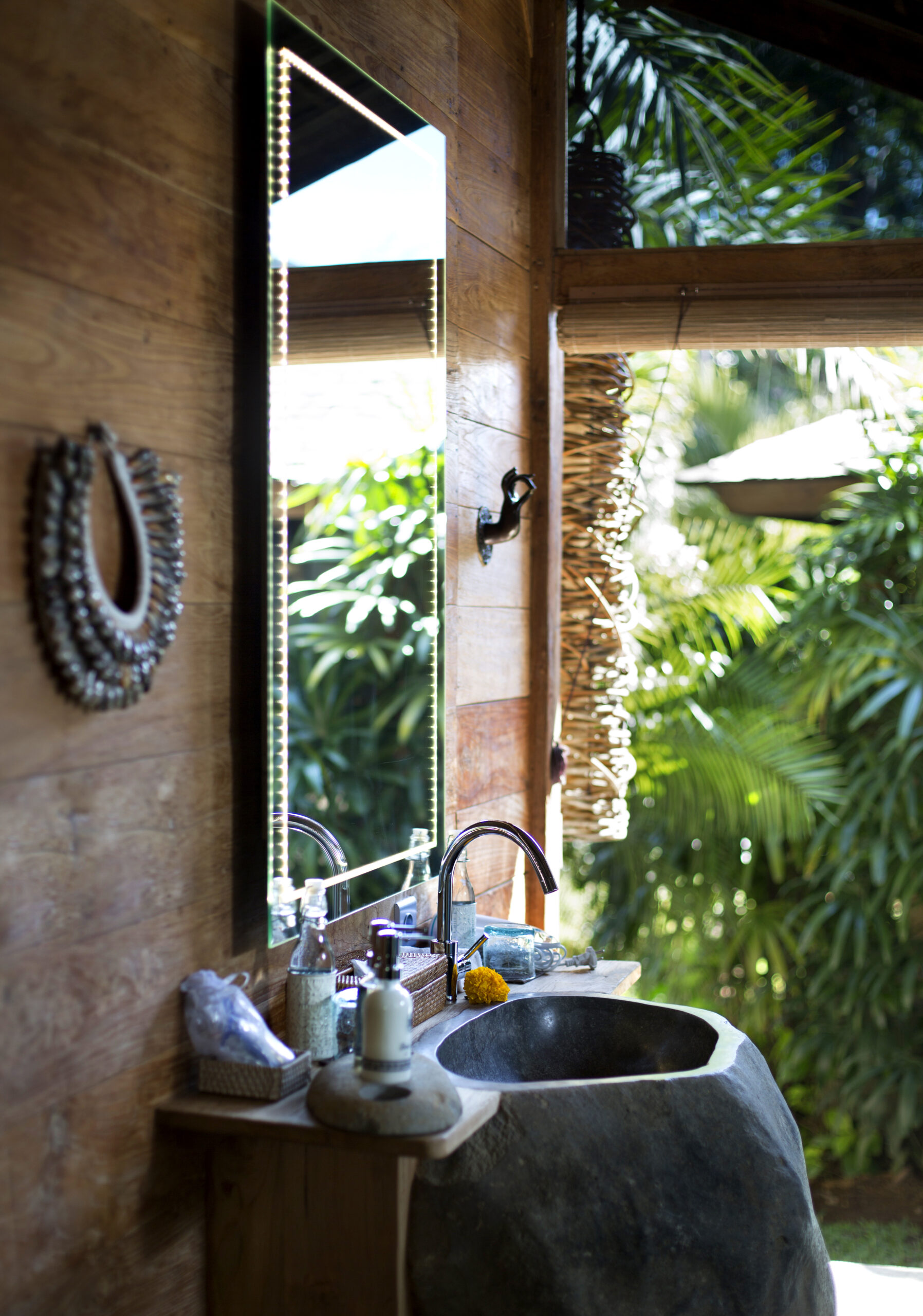 Villa Ecozy Canggu Deluxe Room with Pool by DIJIWA Sanctuaries