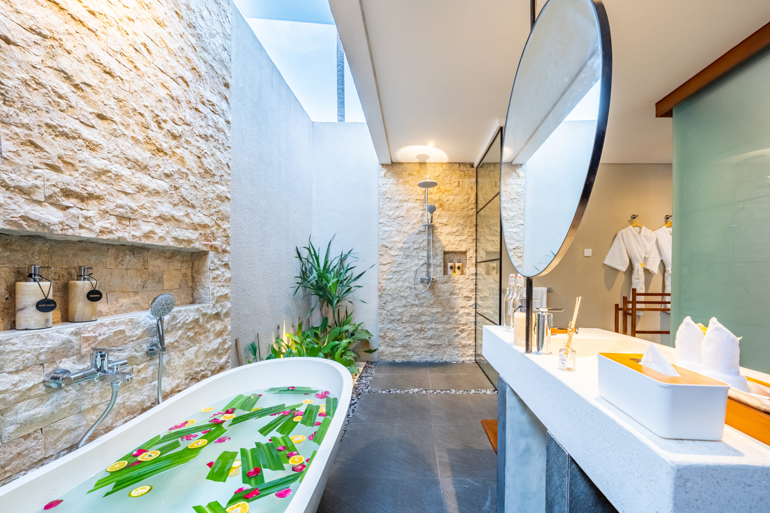 Villa Fenosa Seminyak 2 Bedrooms Deluxe by NAGISA