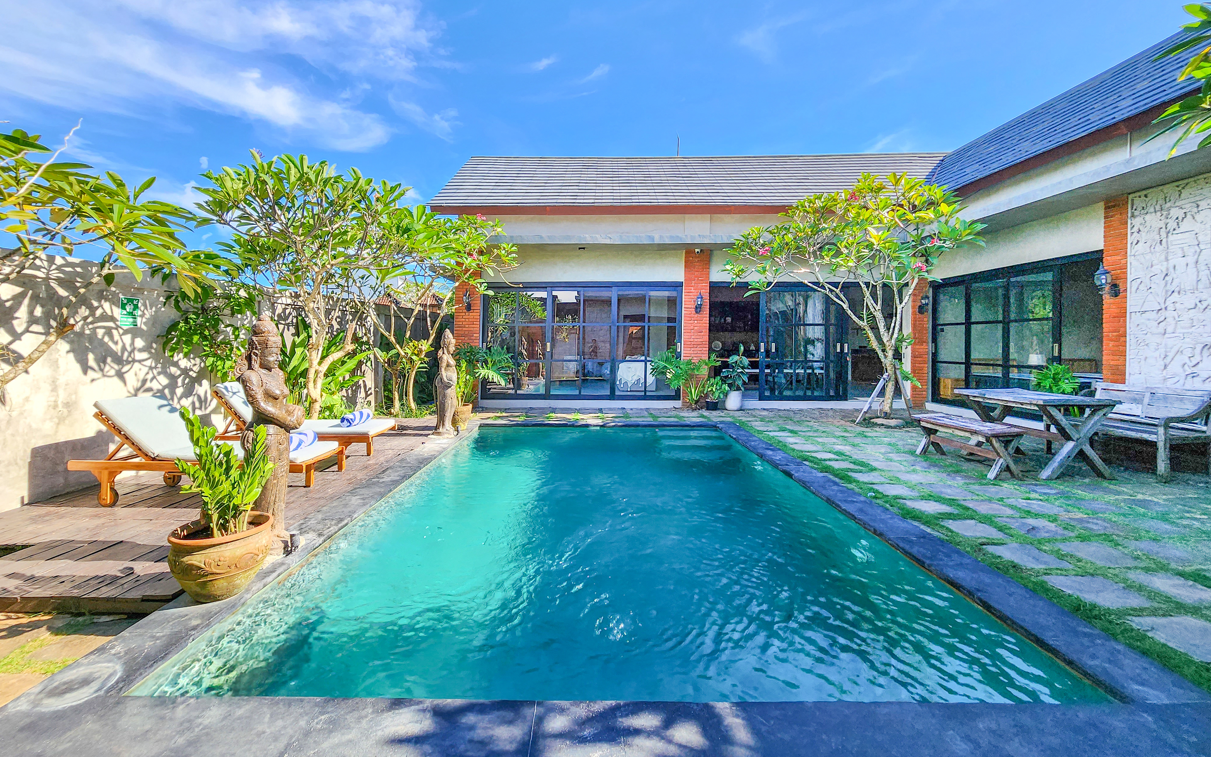 Villa Jonsu Uluwatu 4 Bedrooms by NAGISA