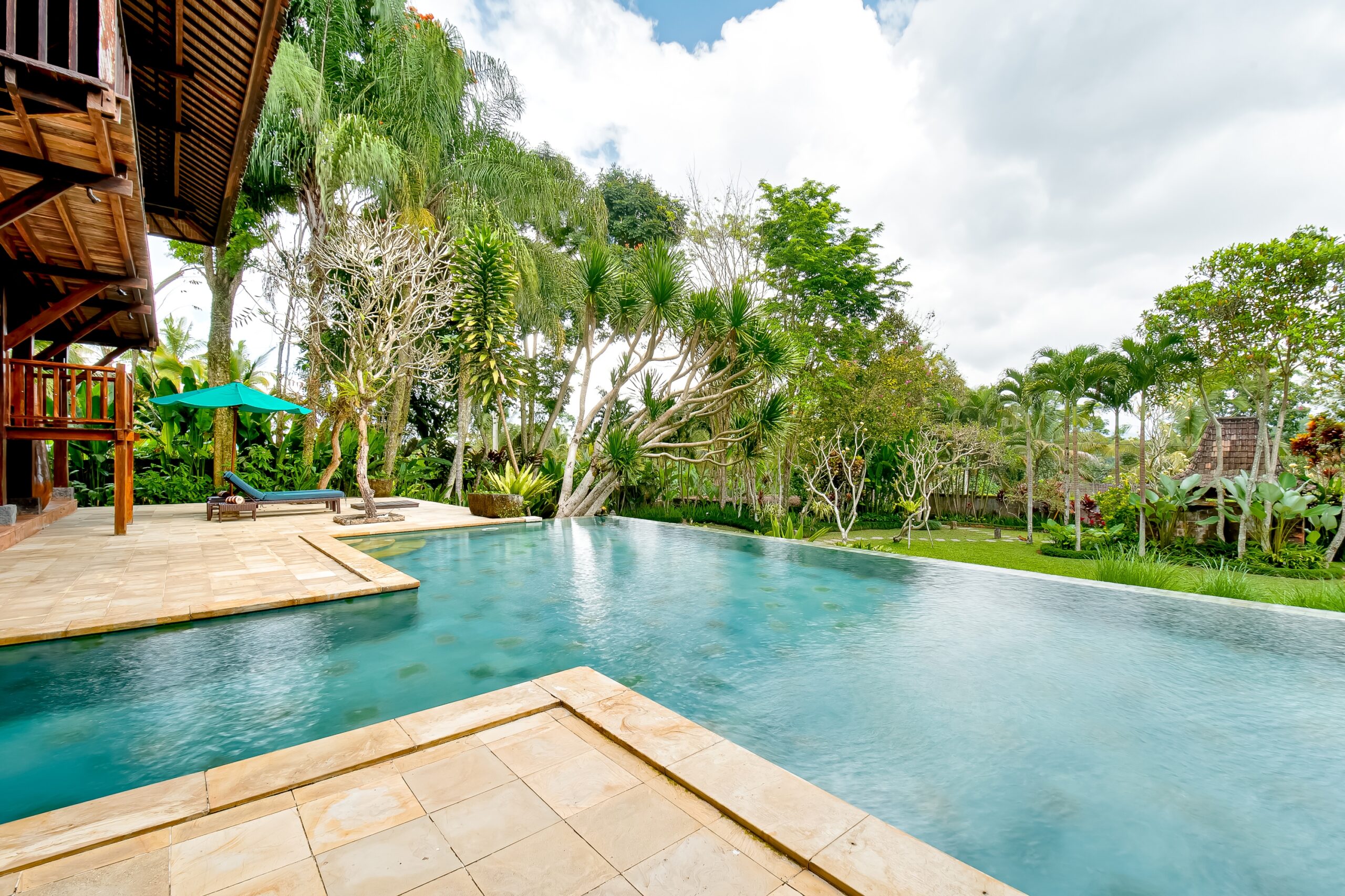 Villa Atas Awan 3 Bedrooms Payangan by RED LOTUS