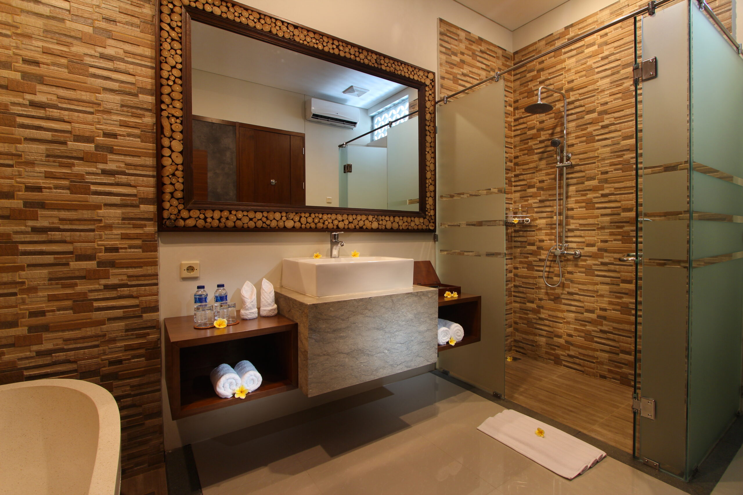 Maharaja Villas Kerobokan Deluxe 1 Bedrooms Pool Villa by Humus Hospitality