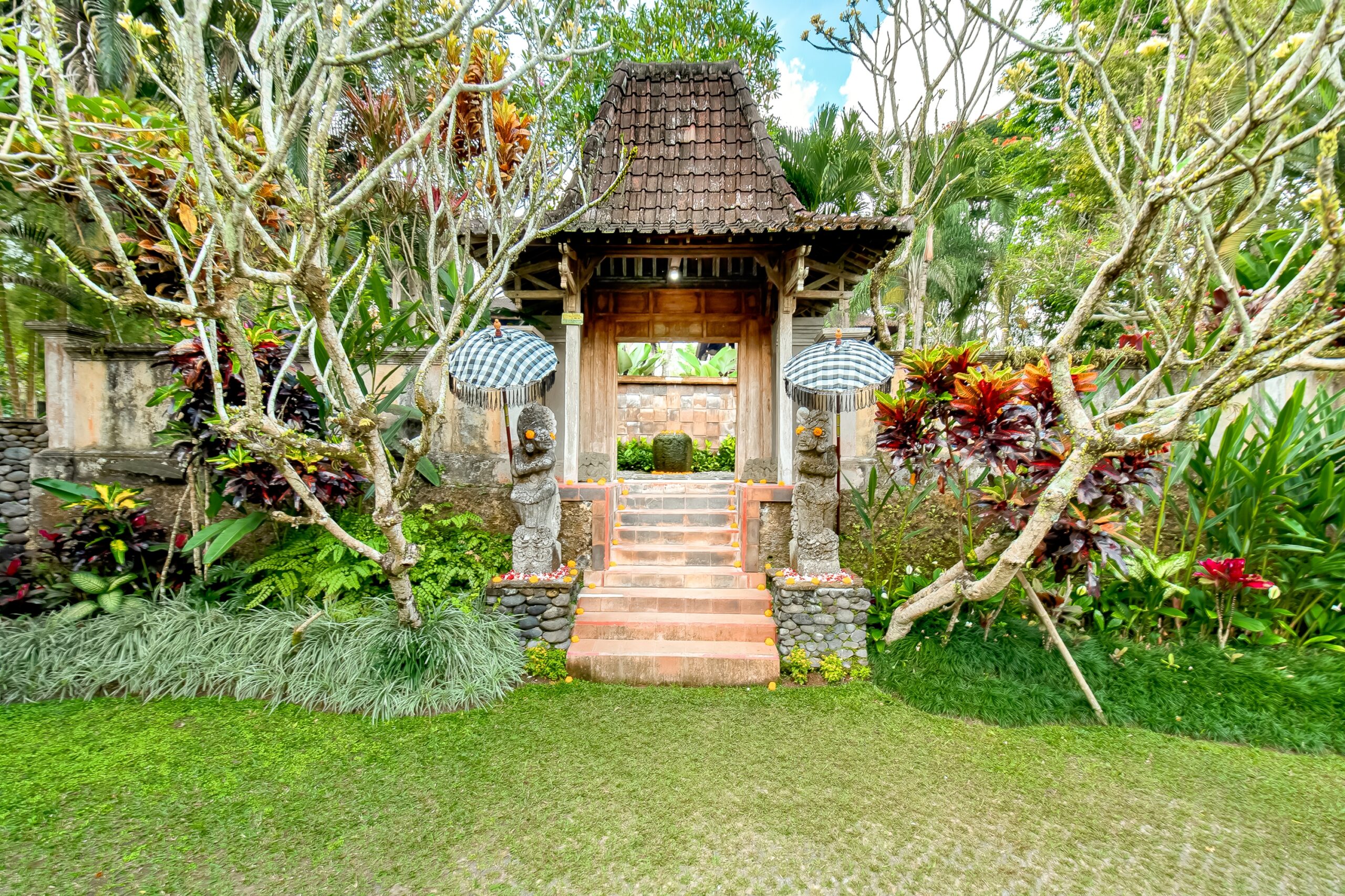 Villa Atas Awan 3 Bedrooms Payangan by RED LOTUS