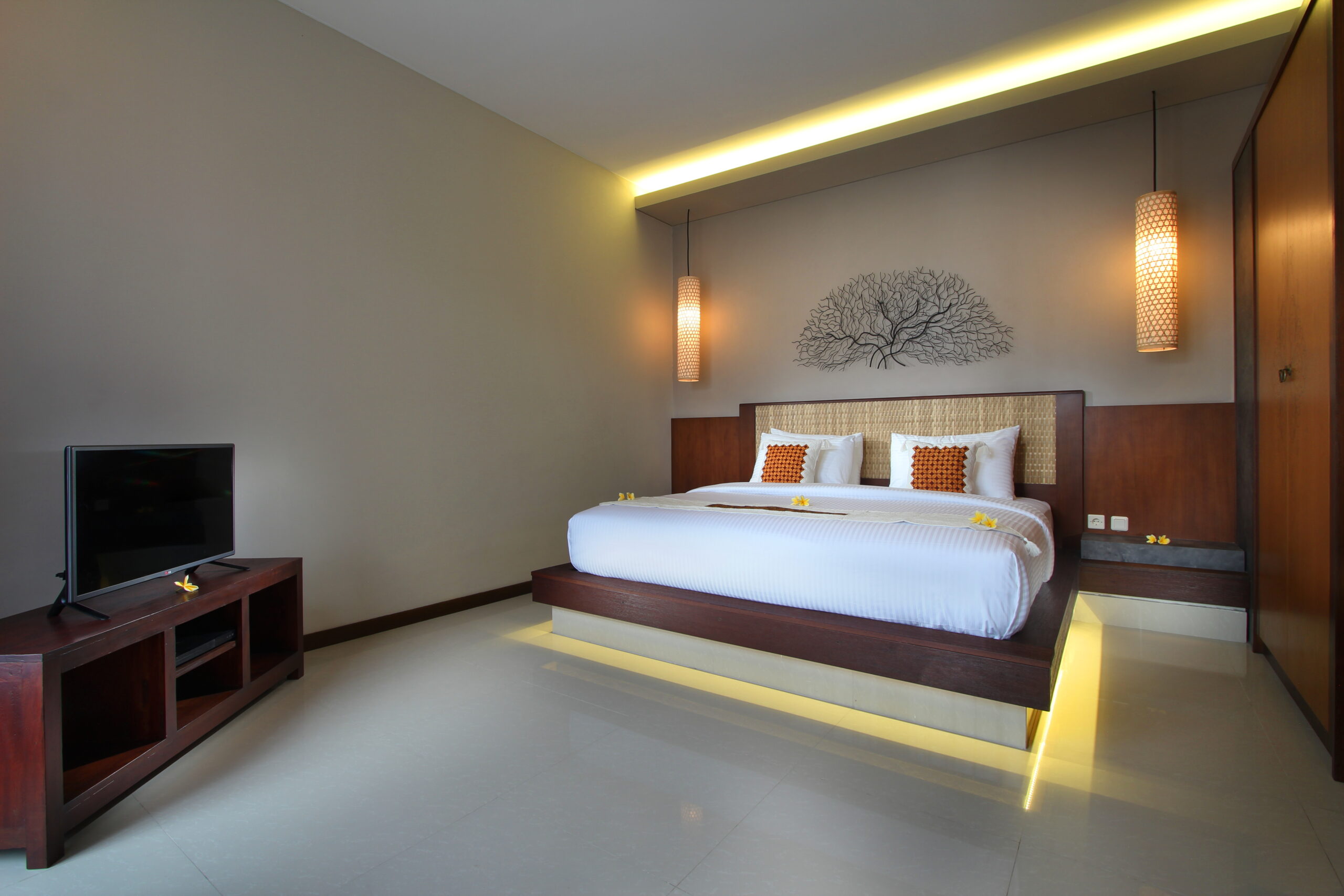 Maharaja Villas Kerobokan Deluxe 1 Bedrooms Pool Villa by Humus Hospitality