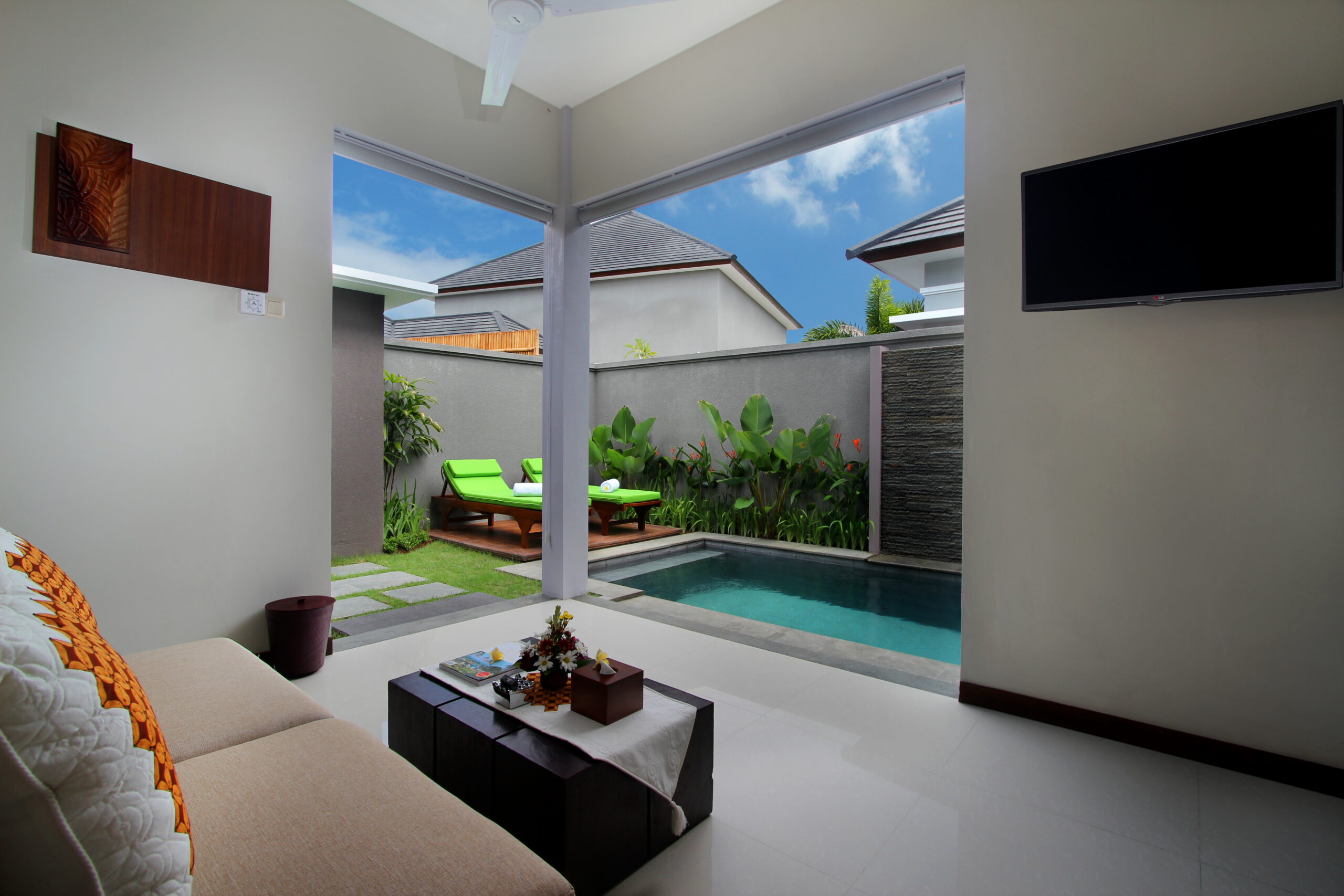 Maharaja Villas Kerobokan Deluxe 1 Bedrooms Pool Villa by Humus Hospitality