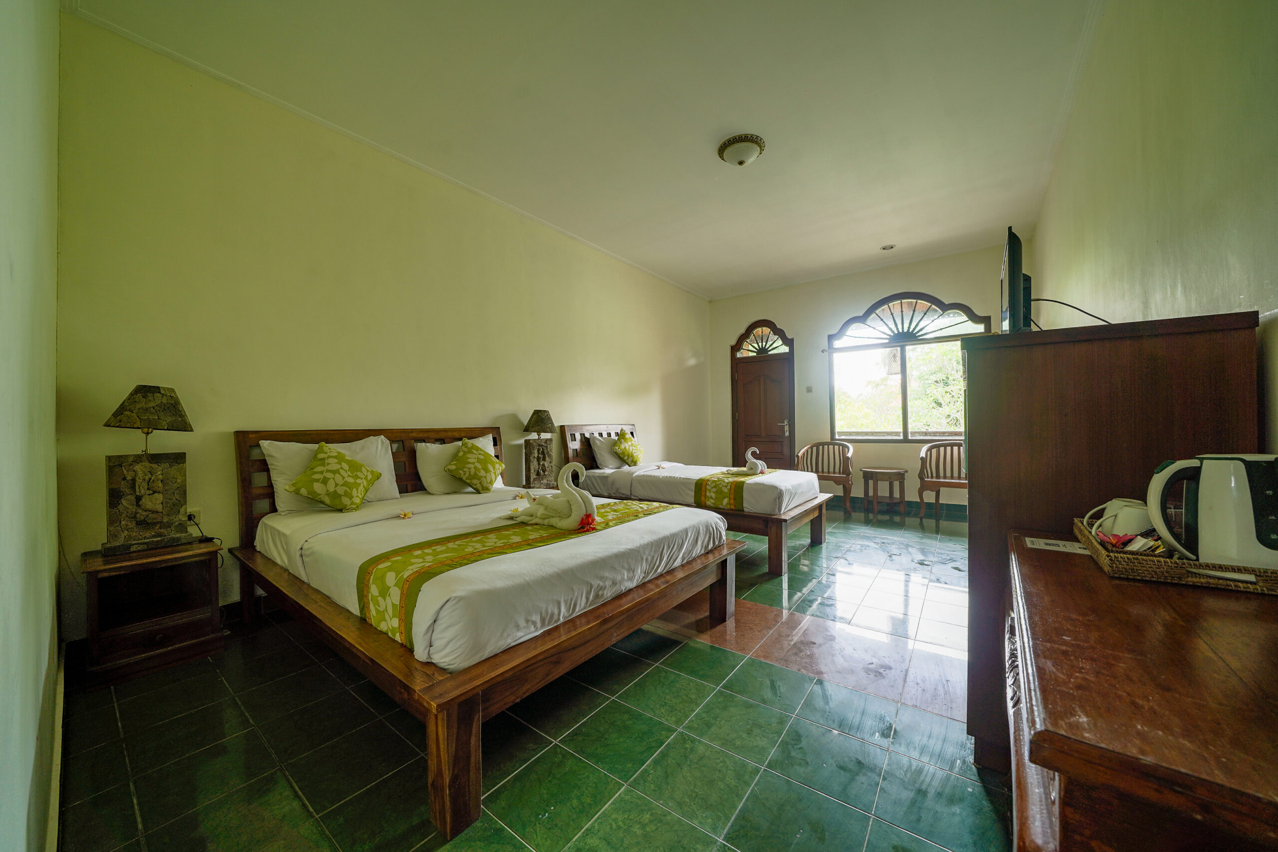 Three Brothers Legian Standard room by SAMHITA