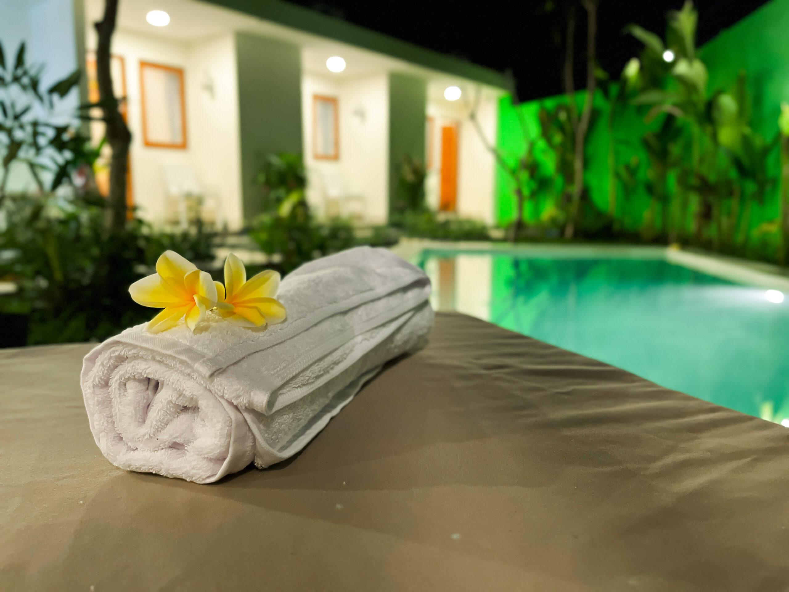 Guest House Mora Residence Jimbaran  Deluxe Room by SAMHITA